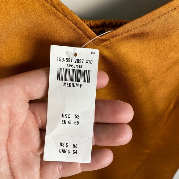 Abercrombie‎ & Fitch NWT Women's Golden Brown/Orange Satin Camisole Top Size MP - Picture 9 of 16